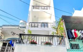 Bán Nhà Cách Mạng Tháng 8, Phường Tân Sơn Nhất – 1 Trệt, 3 Lầu, 7 Phòng Ngủ